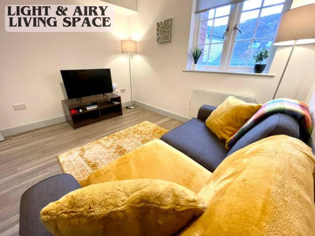 Bright & Cosy One Bedroom Apartment - 2 Beds - Perfect Base In Бішопс-Стортфорд Екстер'єр фото